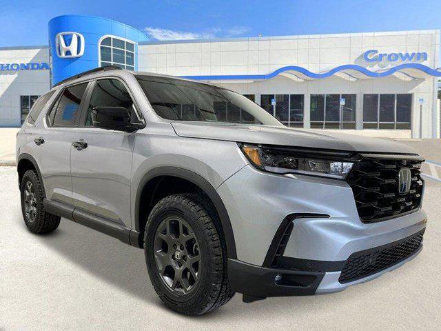 new 2025 Honda Pilot car, priced at $49,134