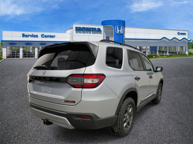 new 2025 Honda Pilot car, priced at $51,549