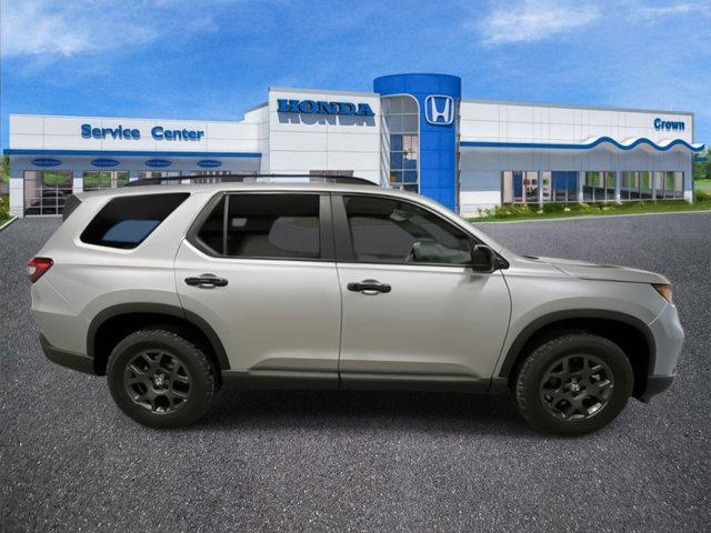 new 2025 Honda Pilot car, priced at $51,549