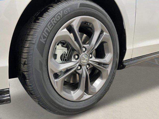 new 2025 Honda Accord Hybrid car, priced at $35,952