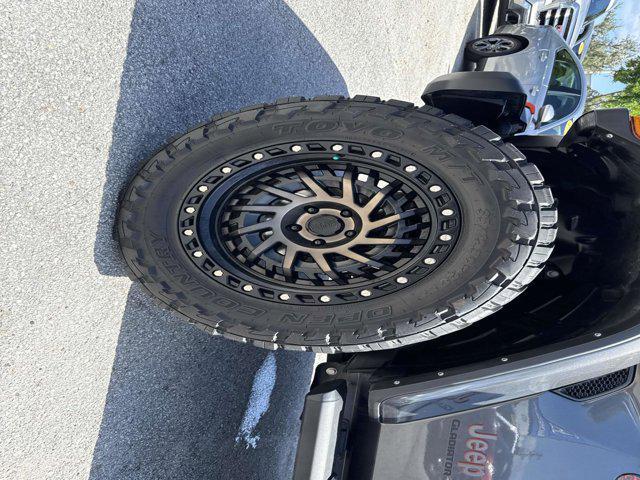 used 2021 Jeep Gladiator car, priced at $27,000