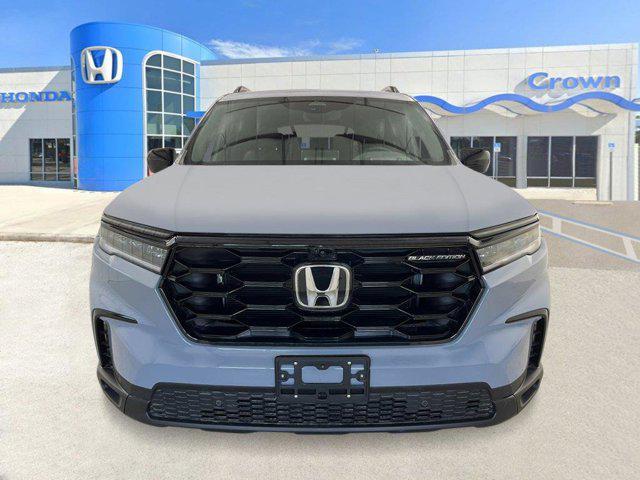 new 2025 Honda Pilot car, priced at $54,056