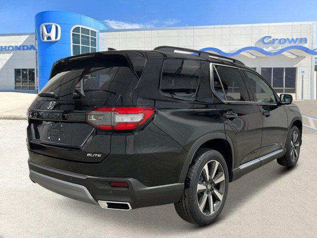new 2025 Honda Pilot car, priced at $55,459