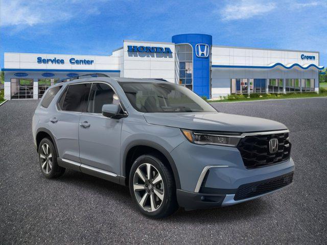 new 2025 Honda Pilot car, priced at $55,729