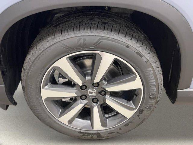 new 2025 Honda Pilot car, priced at $55,729