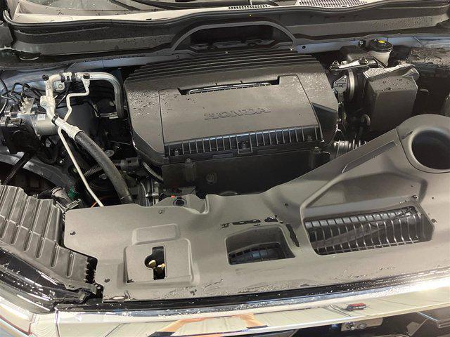 new 2025 Honda Pilot car, priced at $55,729