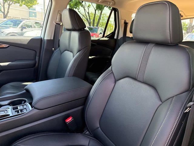 new 2025 Honda Pilot car, priced at $48,992