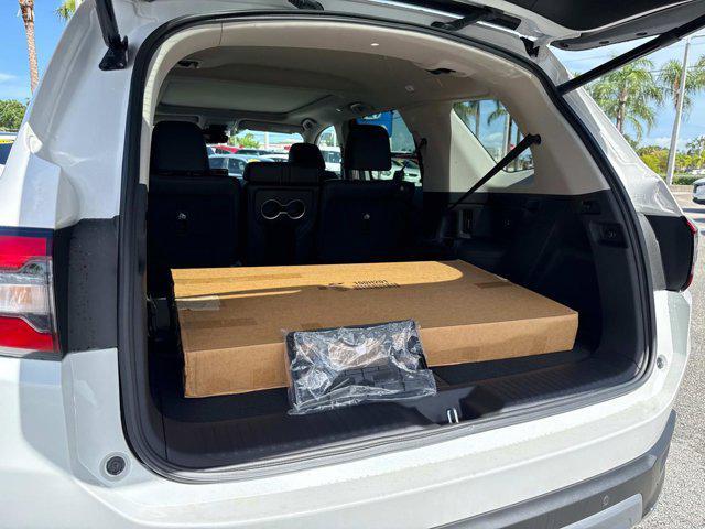 new 2025 Honda Pilot car, priced at $48,992