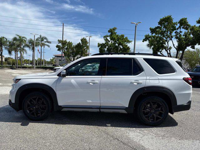 new 2025 Honda Pilot car, priced at $48,992