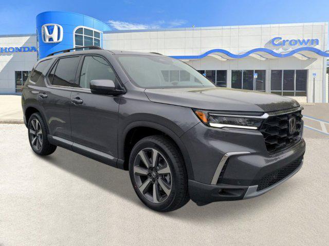 new 2025 Honda Pilot car, priced at $47,120