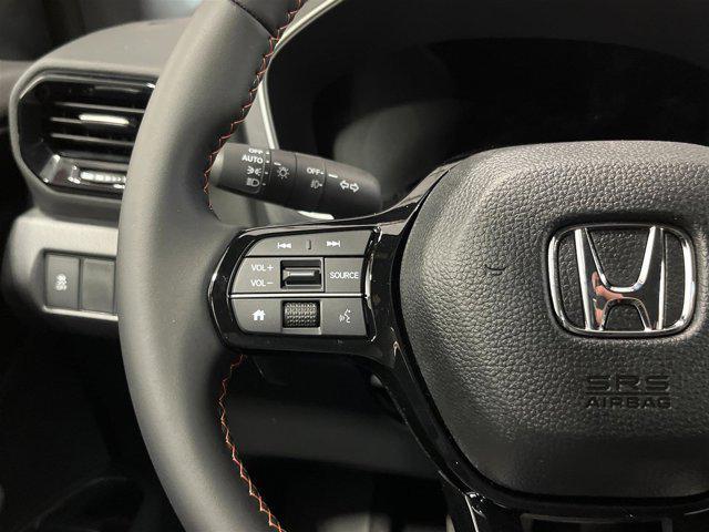 new 2025 Honda Pilot car, priced at $44,924