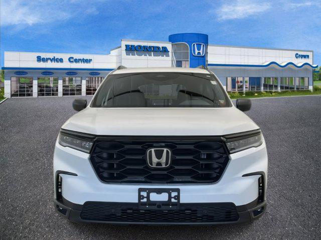 new 2025 Honda Pilot car, priced at $43,190