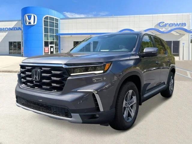 new 2025 Honda Pilot car, priced at $45,325