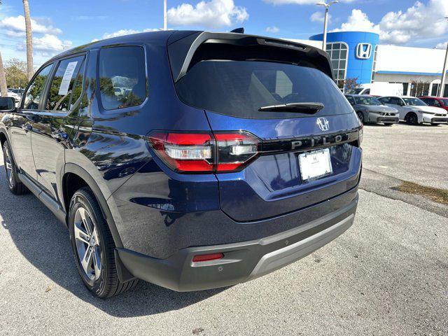 used 2025 Honda Pilot car, priced at $38,990