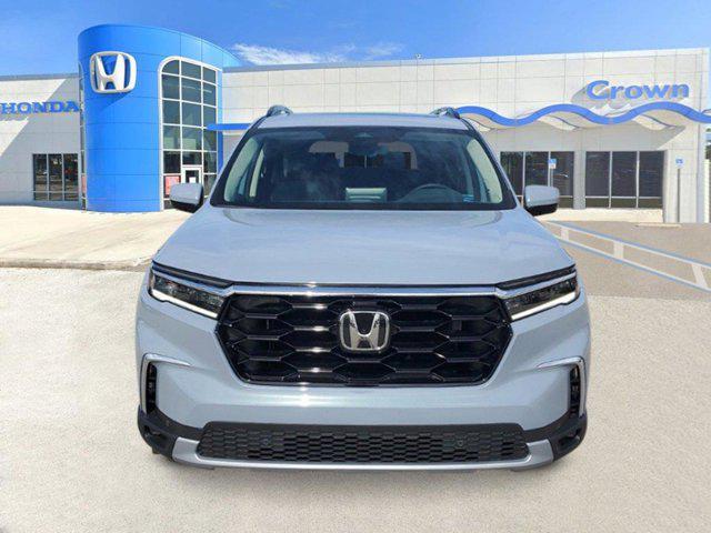 new 2025 Honda Pilot car, priced at $47,719