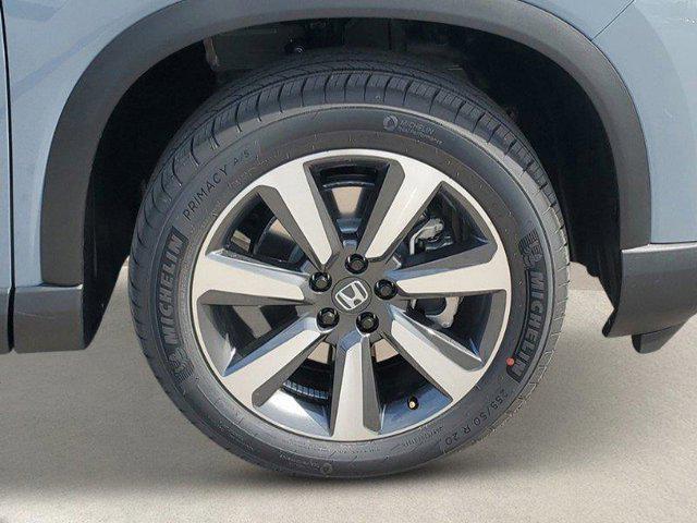 new 2025 Honda Pilot car, priced at $47,719