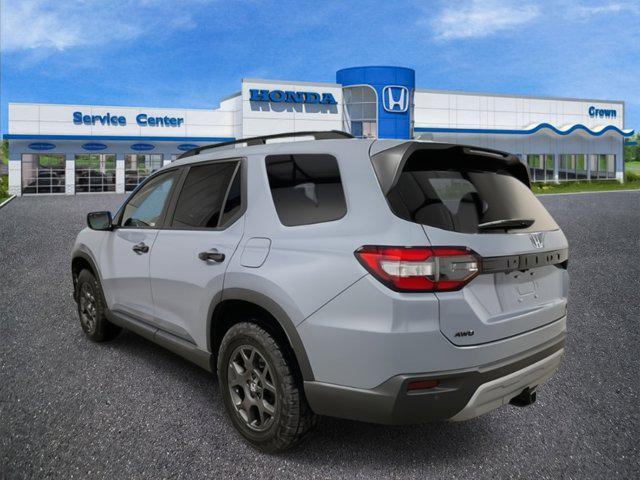 new 2025 Honda Pilot car, priced at $49,608