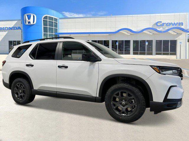 new 2025 Honda Pilot car, priced at $50,002