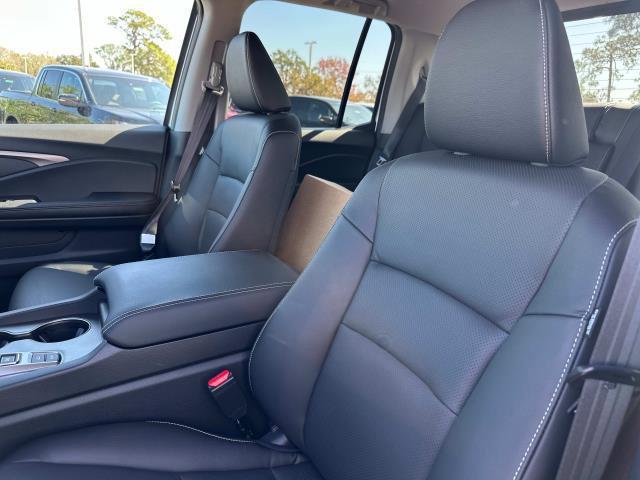 new 2025 Honda Ridgeline car, priced at $43,429