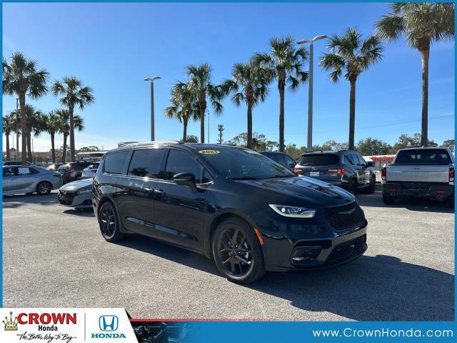 used 2021 Chrysler Pacifica car, priced at $28,000