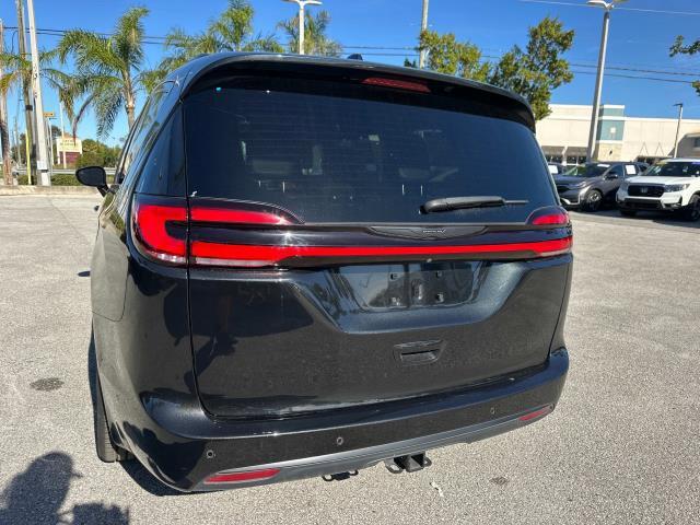 used 2021 Chrysler Pacifica car, priced at $28,000