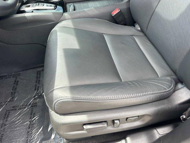 used 2022 Honda Pilot car, priced at $37,000