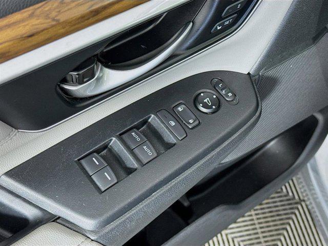 used 2020 Honda CR-V Hybrid car, priced at $26,999
