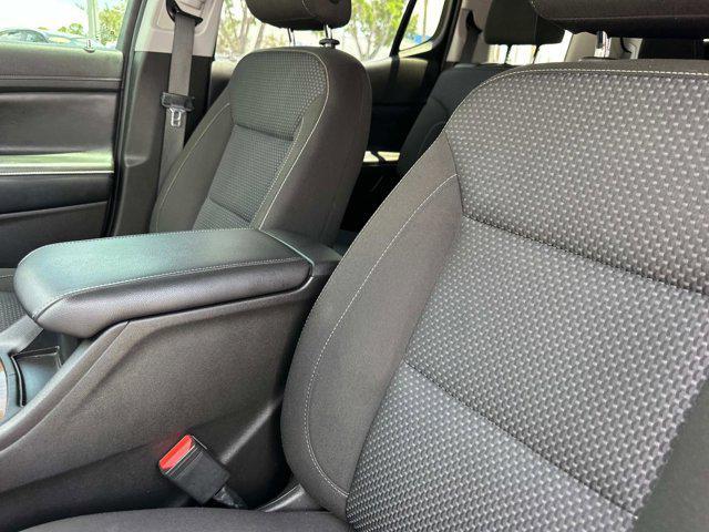 used 2022 GMC Acadia car, priced at $24,000