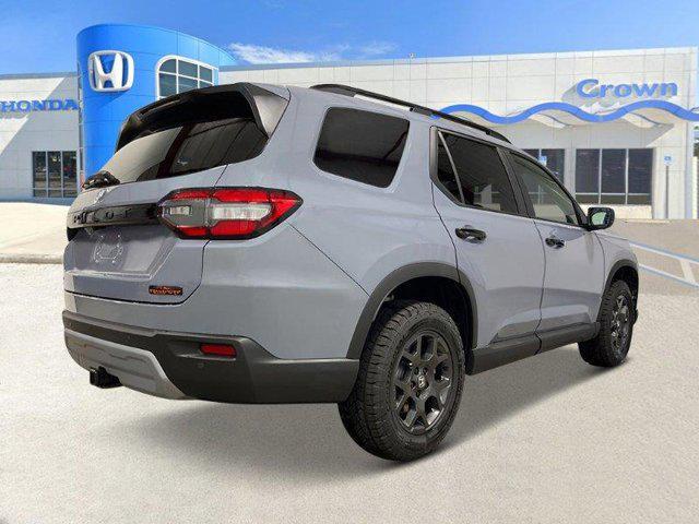 new 2025 Honda Pilot car, priced at $49,561