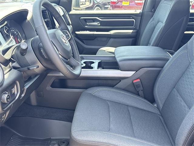 new 2025 Ram 1500 car, priced at $48,552