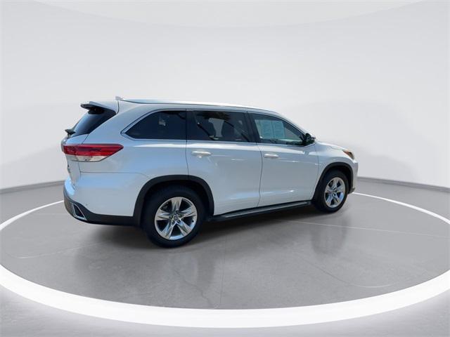 used 2017 Toyota Highlander car, priced at $25,990