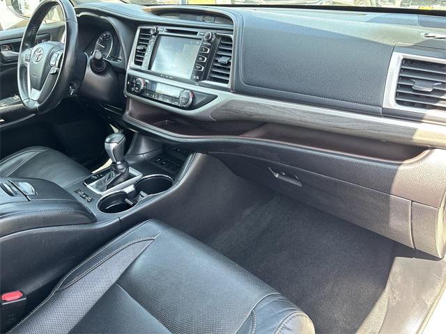 used 2017 Toyota Highlander car, priced at $25,990