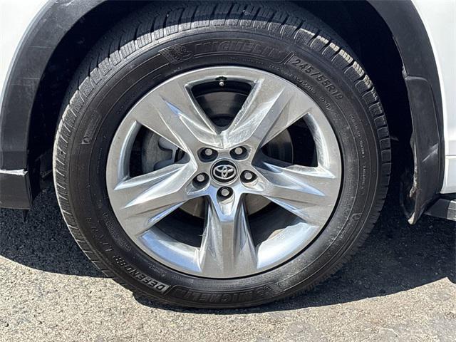 used 2017 Toyota Highlander car, priced at $25,990