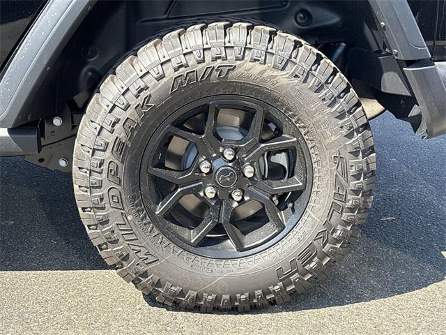 new 2025 Jeep Wrangler car, priced at $53,725