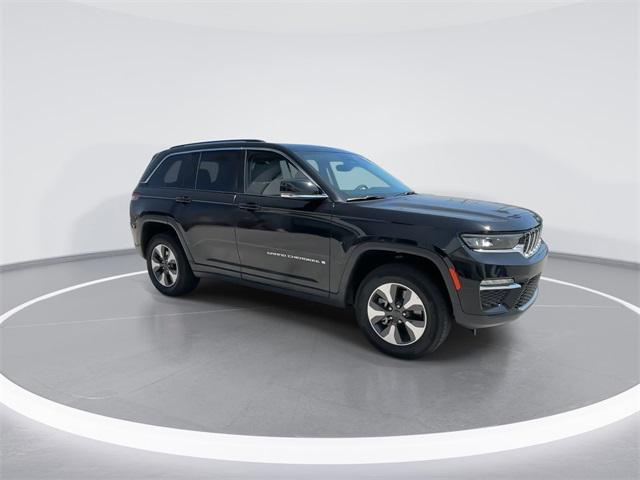used 2023 Jeep Grand Cherokee car, priced at $33,990