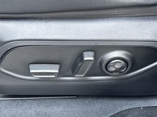 used 2023 Jeep Grand Cherokee car, priced at $33,990