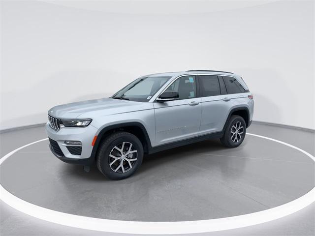 new 2024 Jeep Grand Cherokee car, priced at $57,305