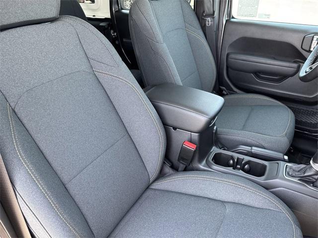 new 2025 Jeep Wrangler car, priced at $44,086