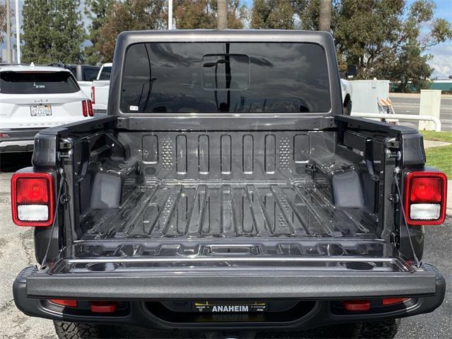 used 2022 Jeep Gladiator car, priced at $38,000