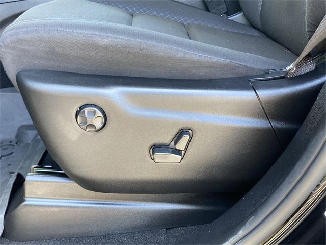 used 2021 Jeep Grand Cherokee car, priced at $25,500
