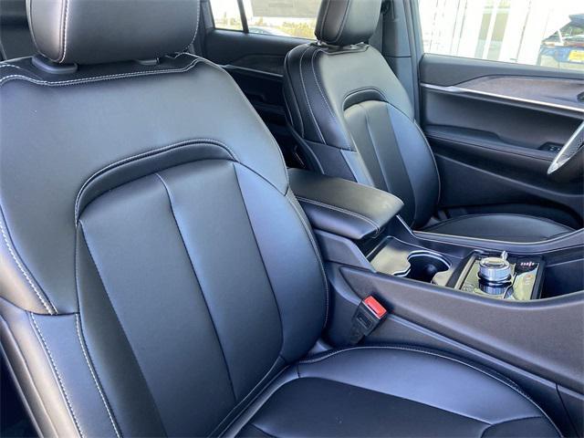 new 2024 Jeep Grand Cherokee car, priced at $54,385