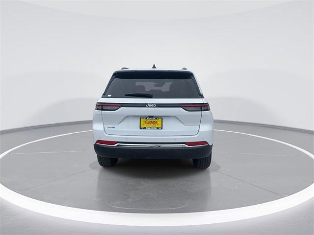 new 2024 Jeep Grand Cherokee car, priced at $54,385