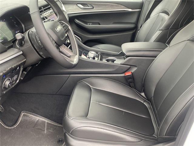 new 2024 Jeep Grand Cherokee car, priced at $54,385
