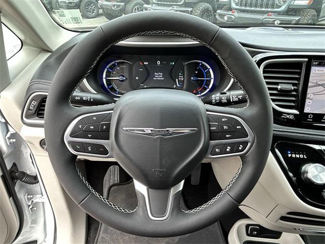 new 2024 Chrysler Pacifica Hybrid car, priced at $52,750