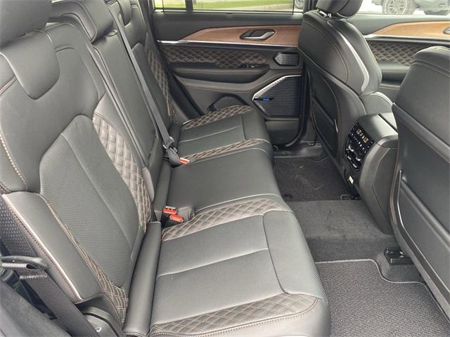 new 2025 Jeep Grand Cherokee car, priced at $69,449