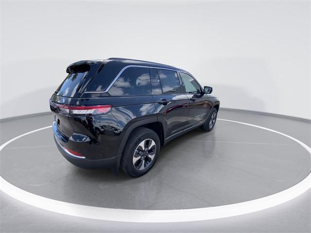 used 2023 Jeep Grand Cherokee car, priced at $39,995