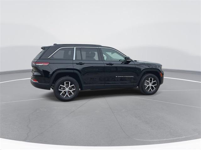 new 2024 Jeep Grand Cherokee car, priced at $48,310