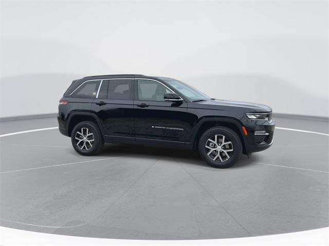 new 2024 Jeep Grand Cherokee car, priced at $48,310