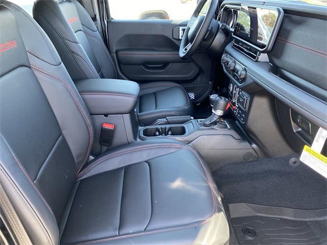 new 2025 Jeep Wrangler car, priced at $73,735