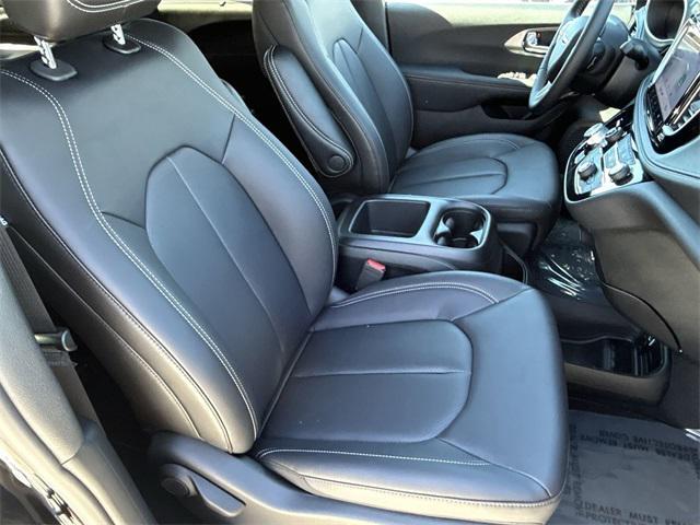 new 2026 Chrysler Pacifica car